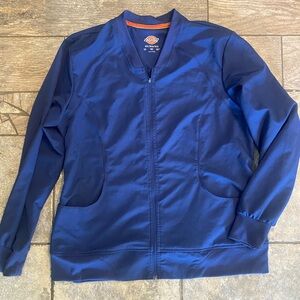 Size xl scrub jacket